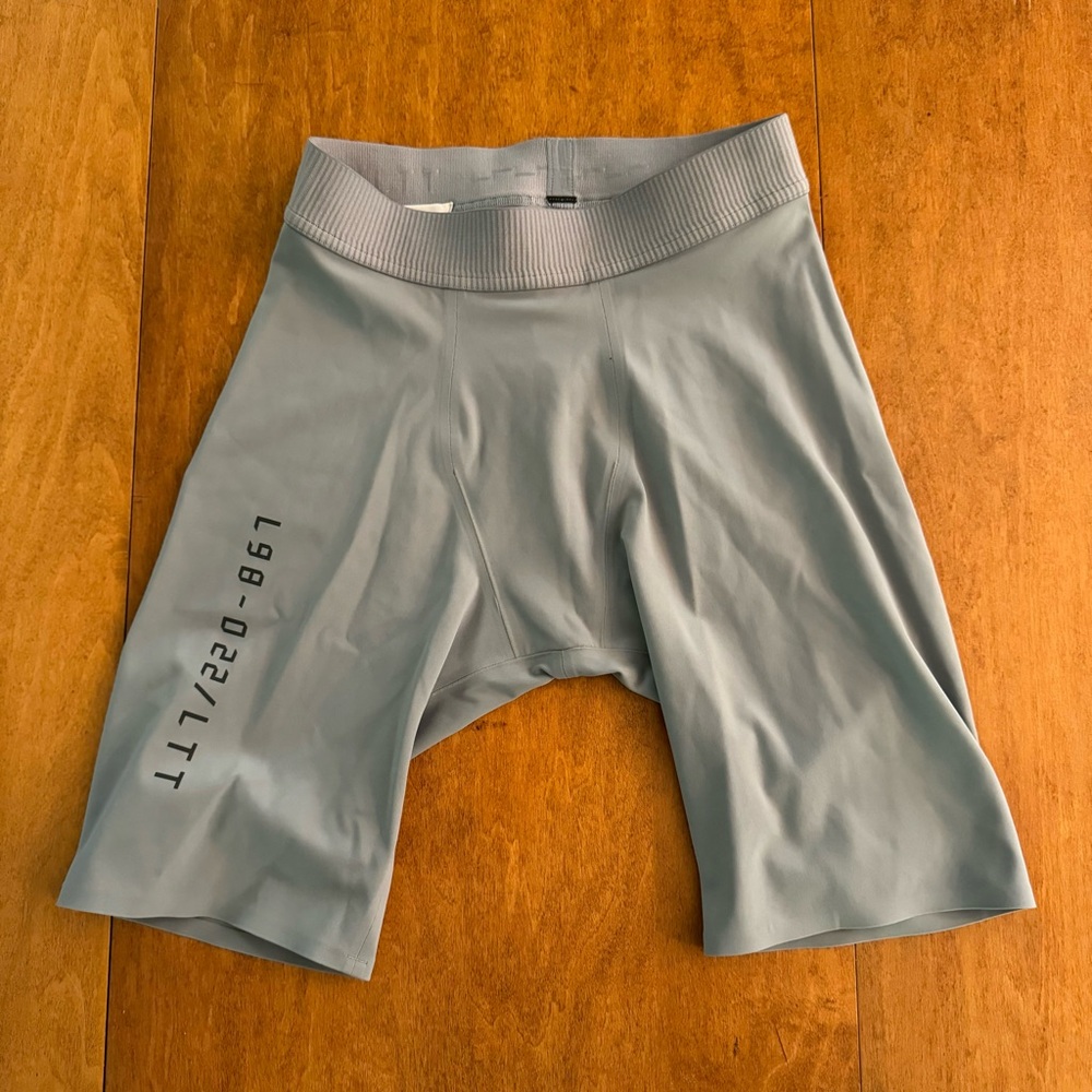 Lululemon License to Train Short Tights
